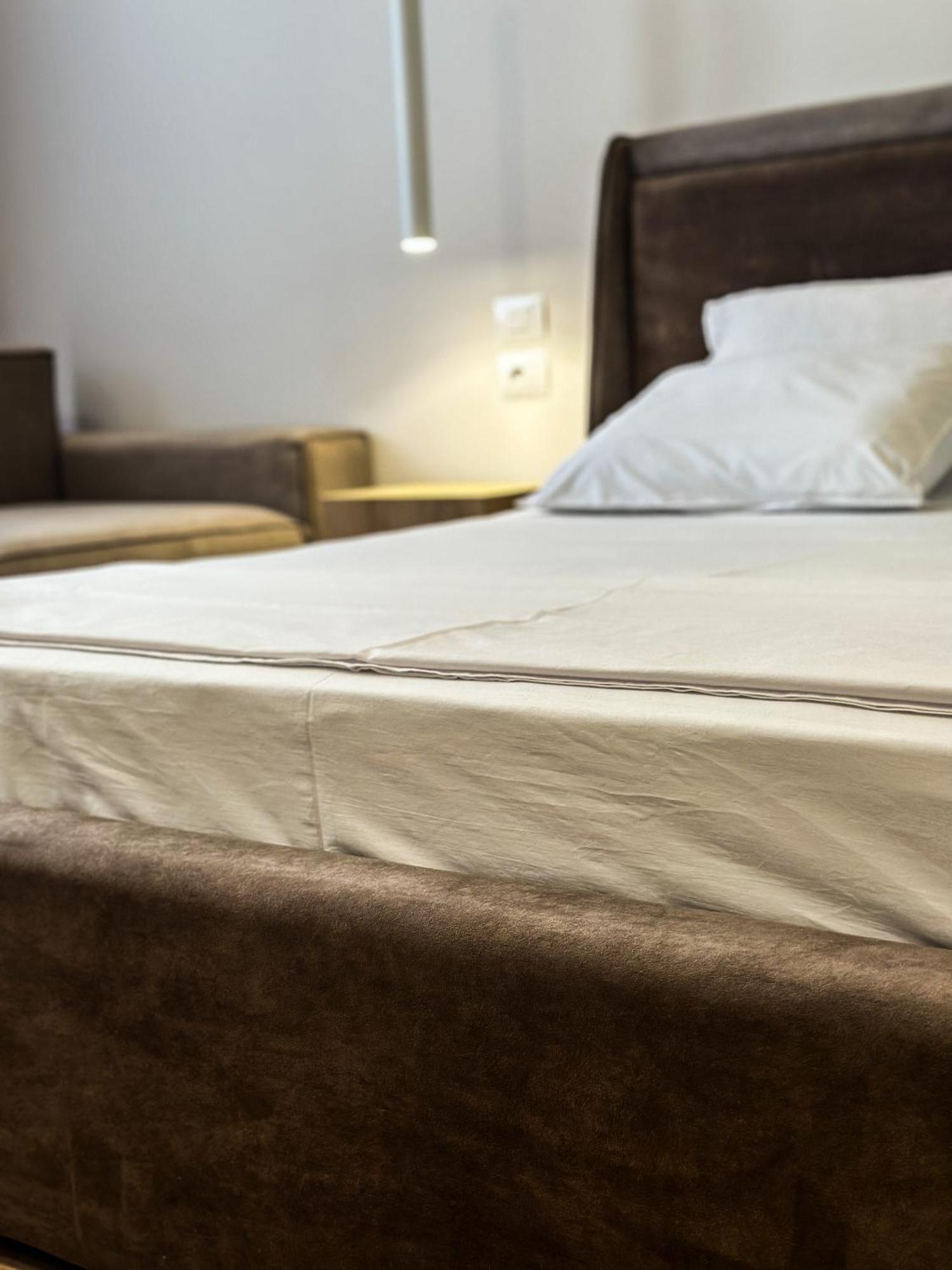Alexander Rooms & Apartments Δυρράχιο Εξωτερικό φωτογραφία