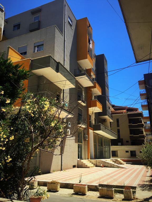 Alexander Rooms & Apartments Δυρράχιο Εξωτερικό φωτογραφία