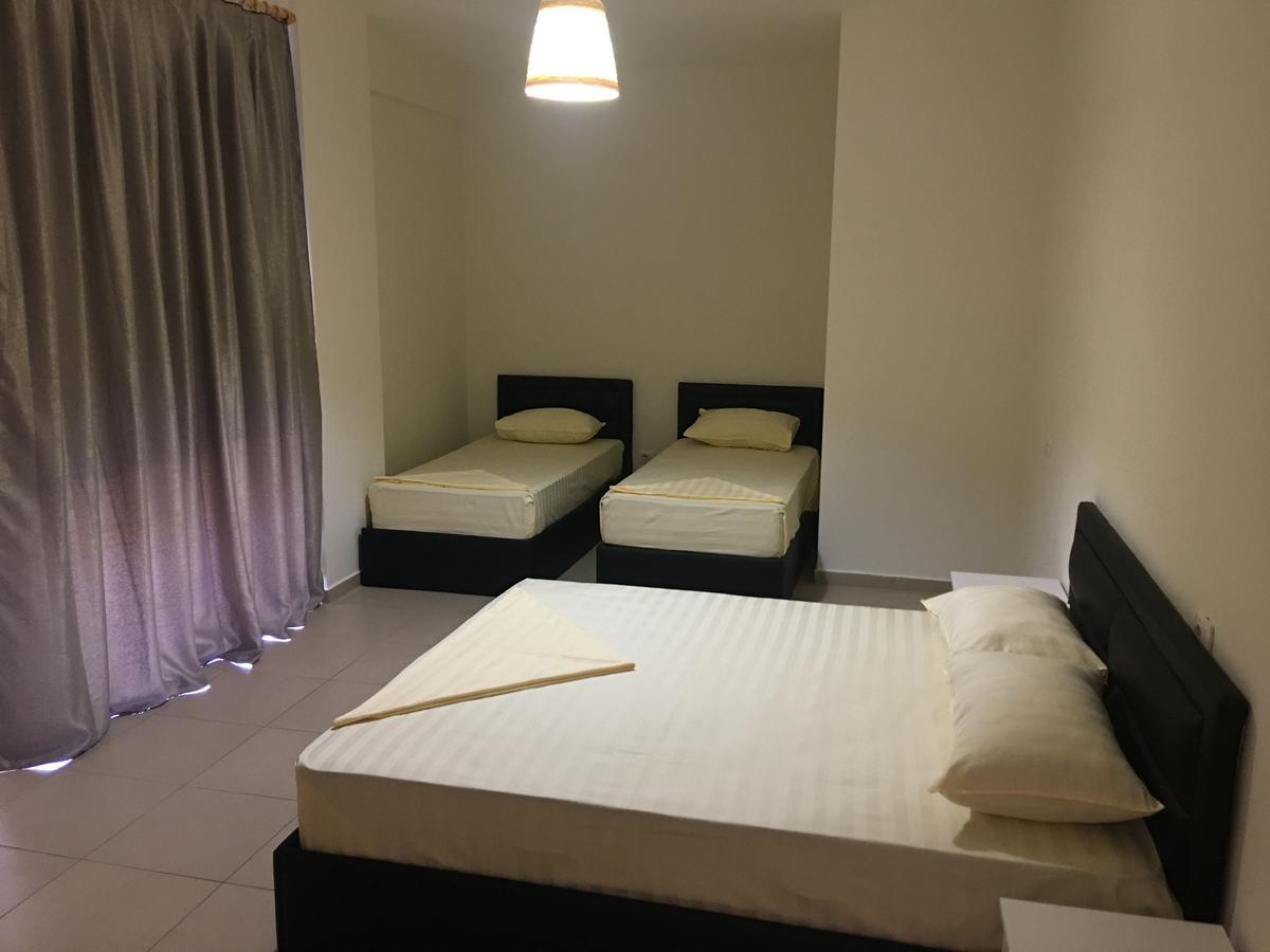Alexander Rooms & Apartments Δυρράχιο Εξωτερικό φωτογραφία