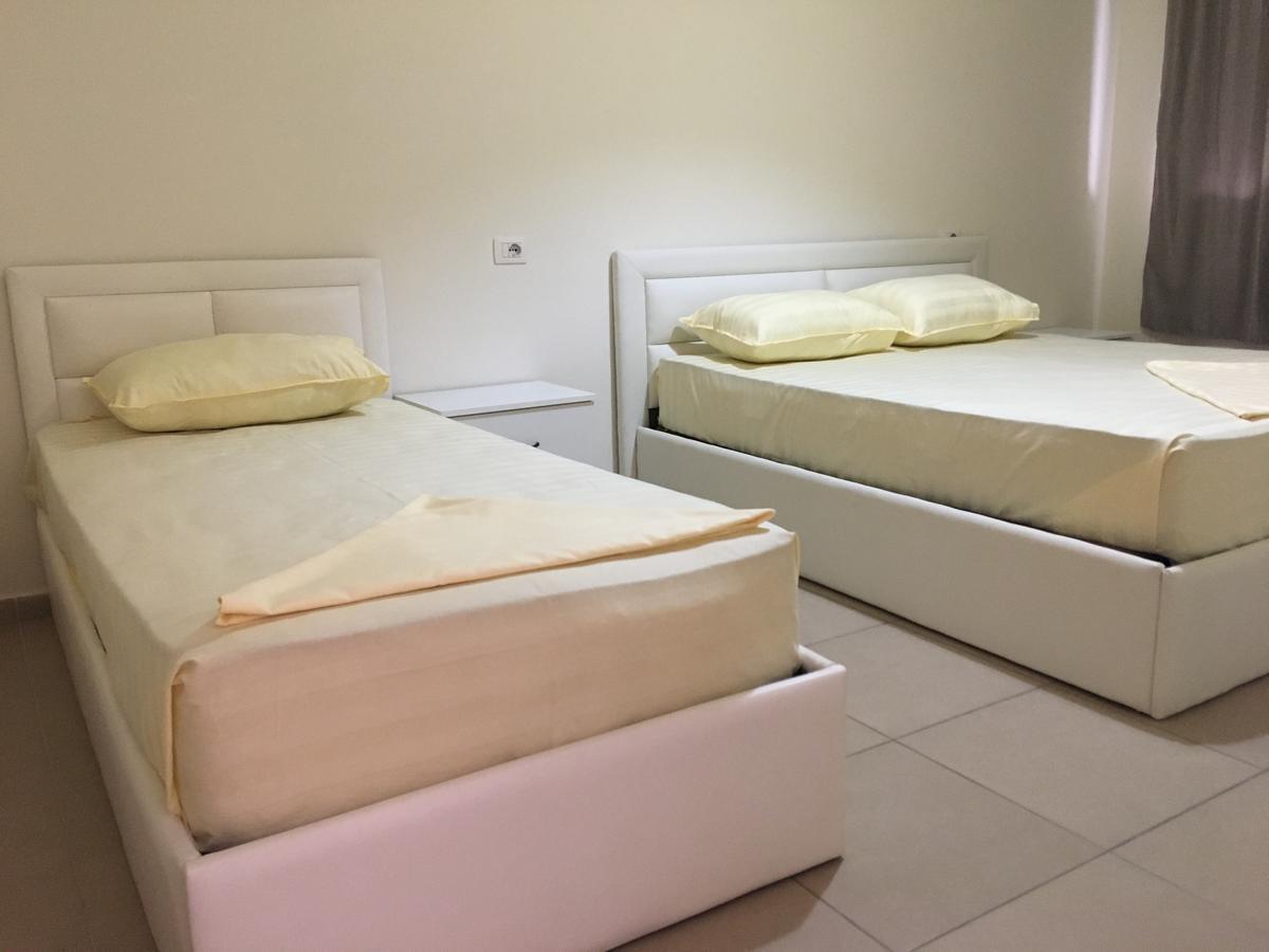Alexander Rooms & Apartments Δυρράχιο Εξωτερικό φωτογραφία