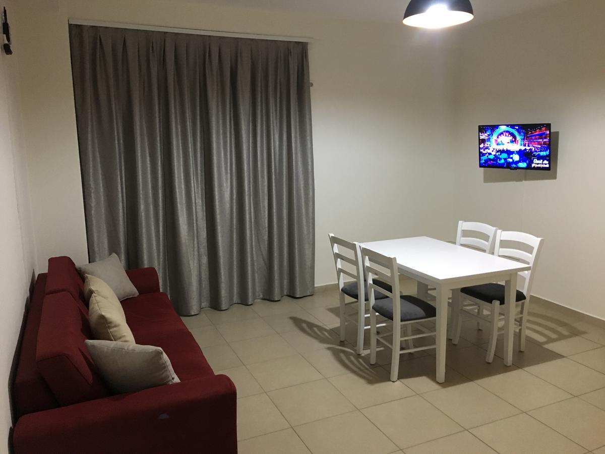Alexander Rooms & Apartments Δυρράχιο Εξωτερικό φωτογραφία