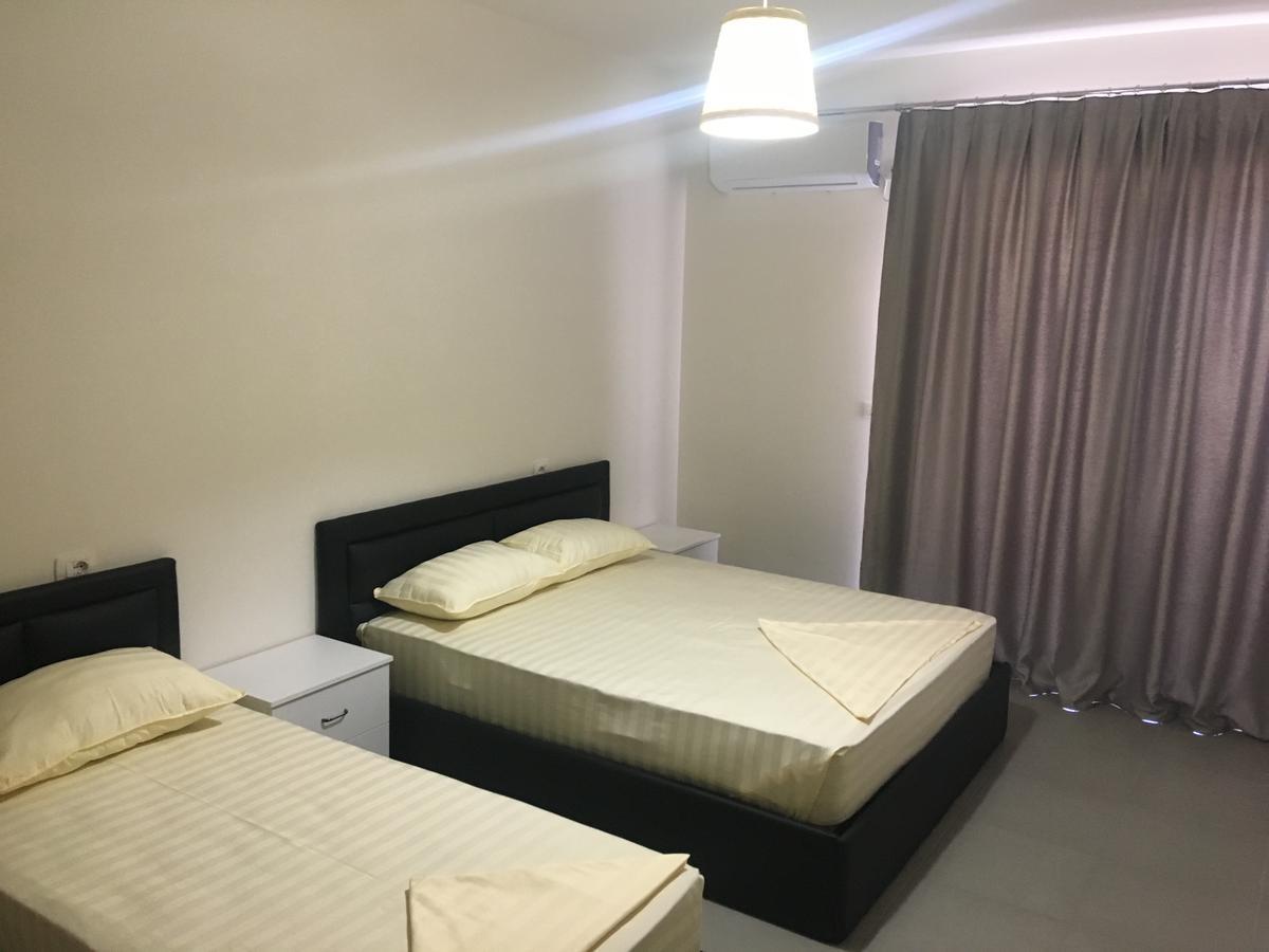 Alexander Rooms & Apartments Δυρράχιο Εξωτερικό φωτογραφία