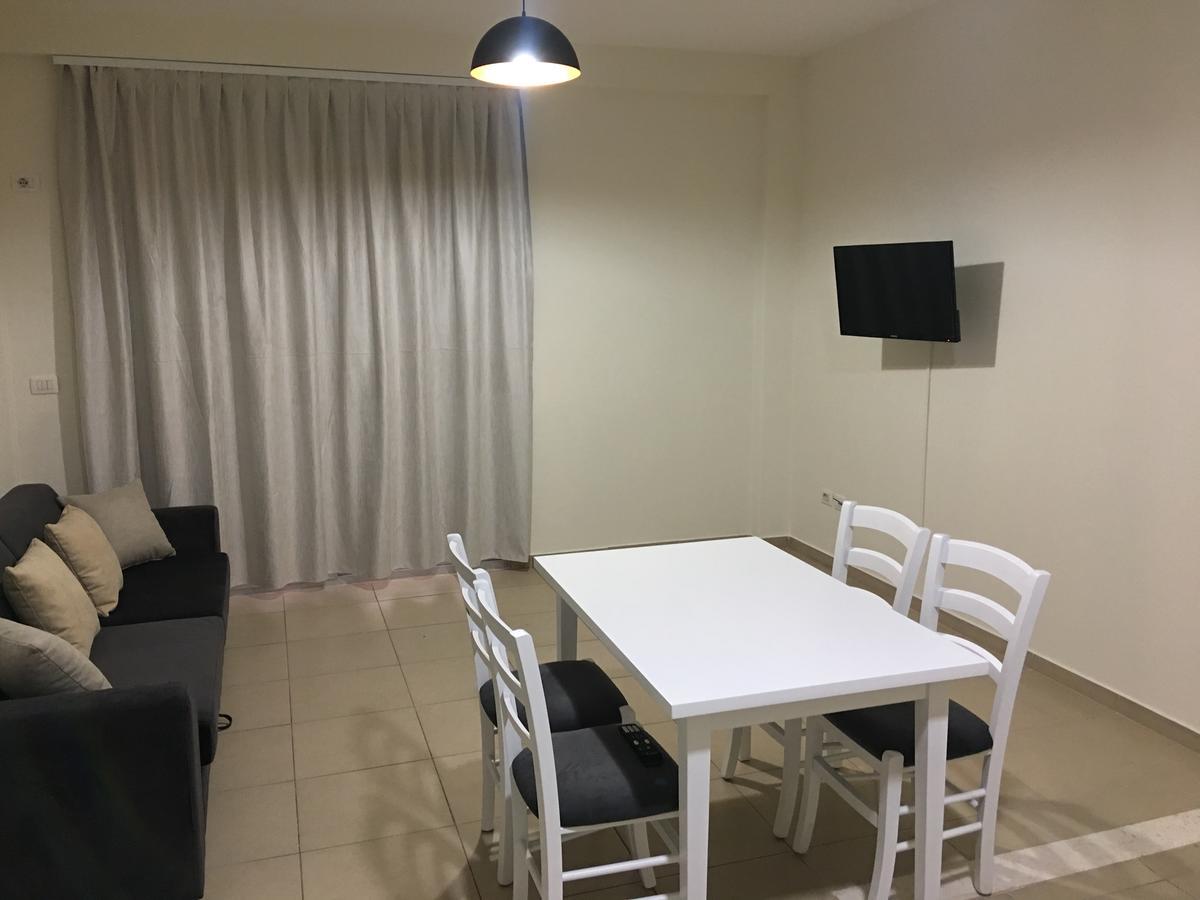 Alexander Rooms & Apartments Δυρράχιο Εξωτερικό φωτογραφία